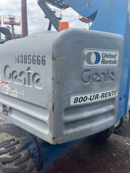 2015 Genie S-40 Boom Lift