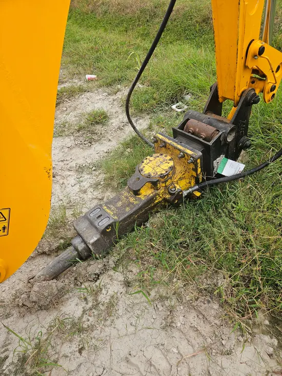 2021 Epiroc SB 452 Attachment