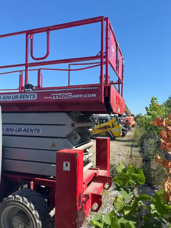 2017 MEC 6092RT Rough Terrain Scissor Lift