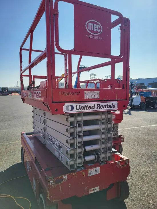 2017 MEC 4046SE Scissor Lift