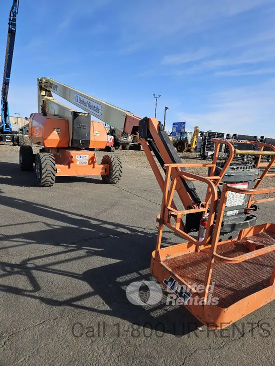 2017 JLG 800AJ Articulating Boom Lift
