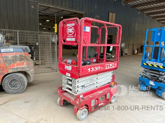 2018 MEC 1330SE Scissor Lift