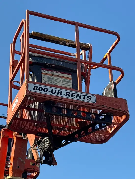 2016 JLG E400AJPN Articulating Boom Lift