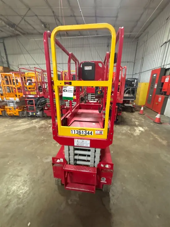 2022 MEC MICRO 19 Scissor Lift