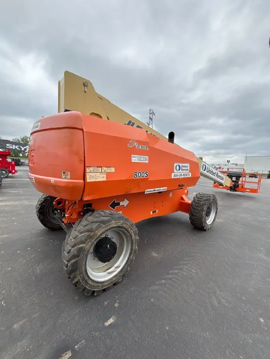 2018 JLG 800S Boom Lift