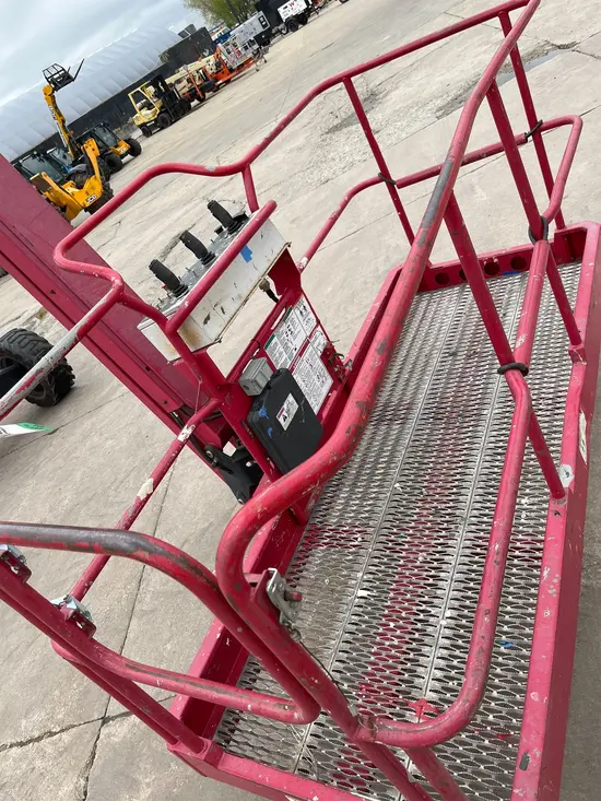 2016 MEC 60JD Boom Lift
