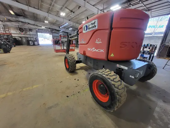 2016 Skyjack SJ46AJ Articulating Boom Lift