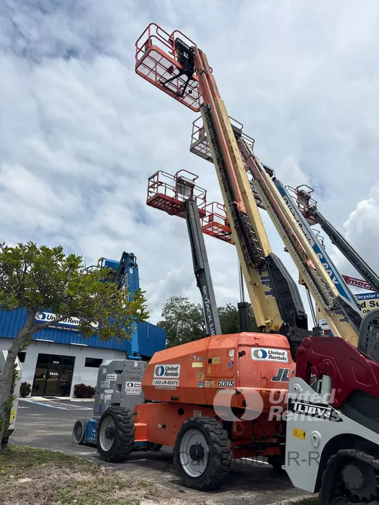 2017 JLG 600S Boom Lift