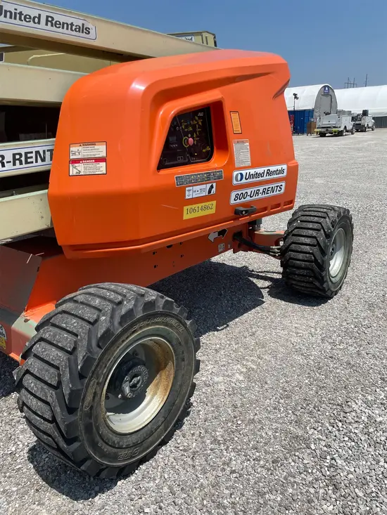 2017 JLG 450AJ Articulating Boom Lift