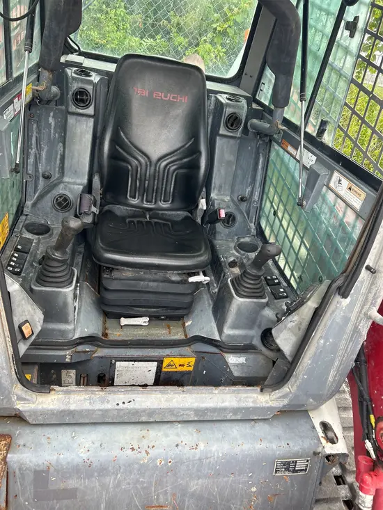 2018 Takeuchi TL12R2-R Track Loader