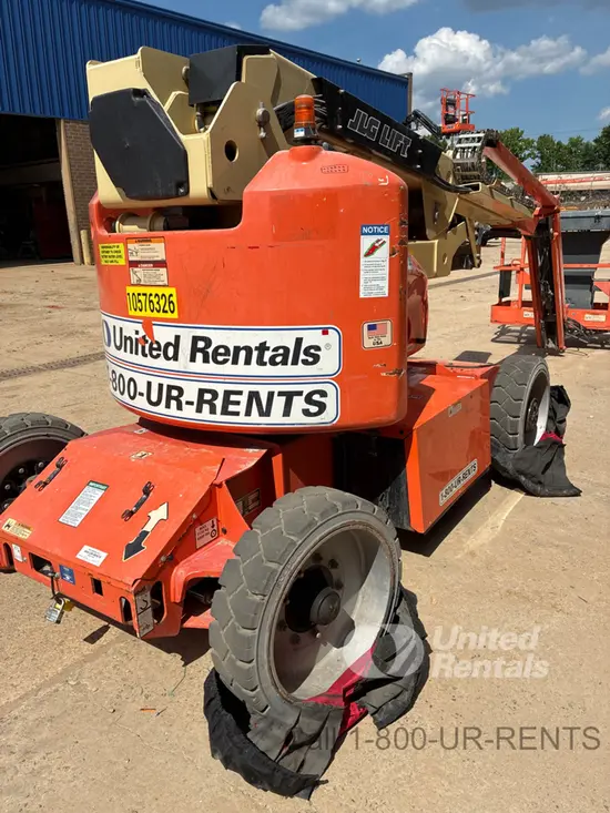 2017 JLG E450AJ Articulating Boom Lift