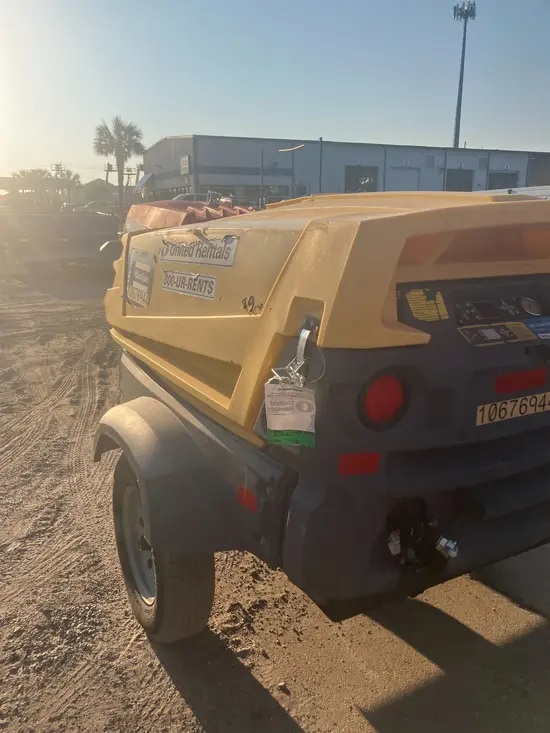 2017 Atlas Copco XAS185KD7 T4F Air Compressor
