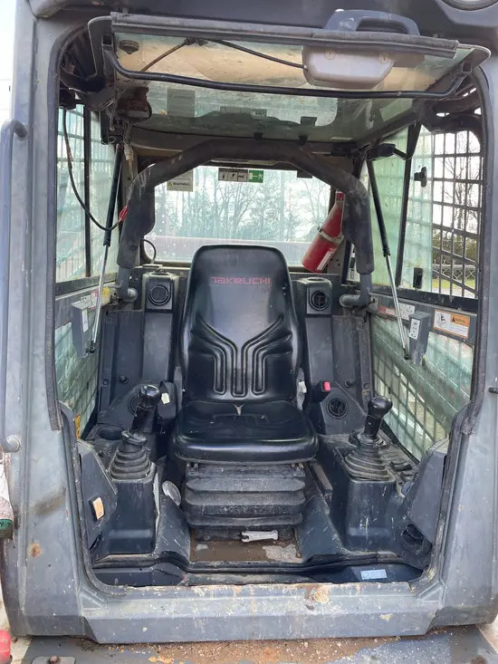 2019 Takeuchi TL12V2-CR Track Loader