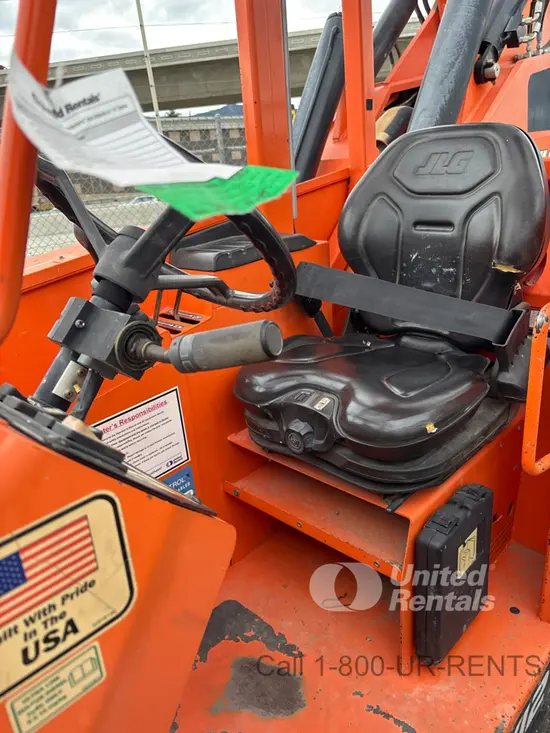 2018 SKYTRAK 8042 Forklift