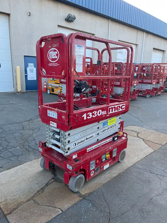 2017 MEC 1330SE Scissor Lift