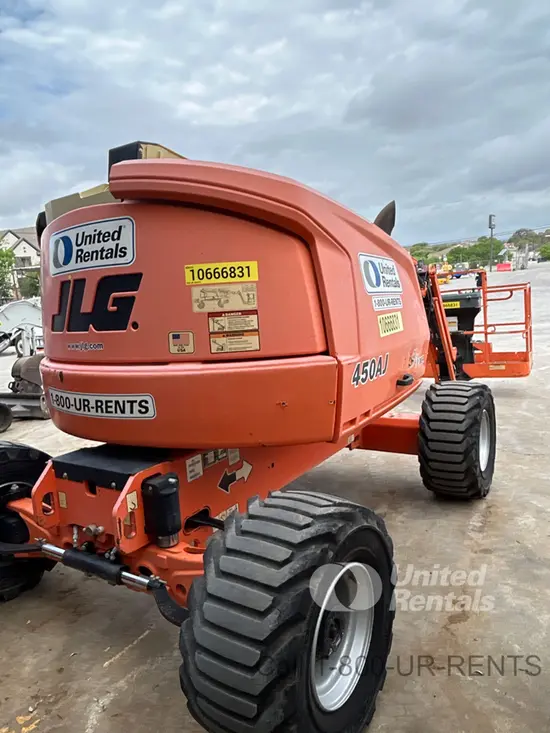 2017 JLG 450AJ Articulating Boom Lift