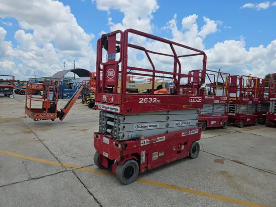 2017 MEC 2632SE Scissor Lift