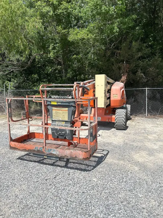2017 JLG 450AJ Articulating Boom Lift