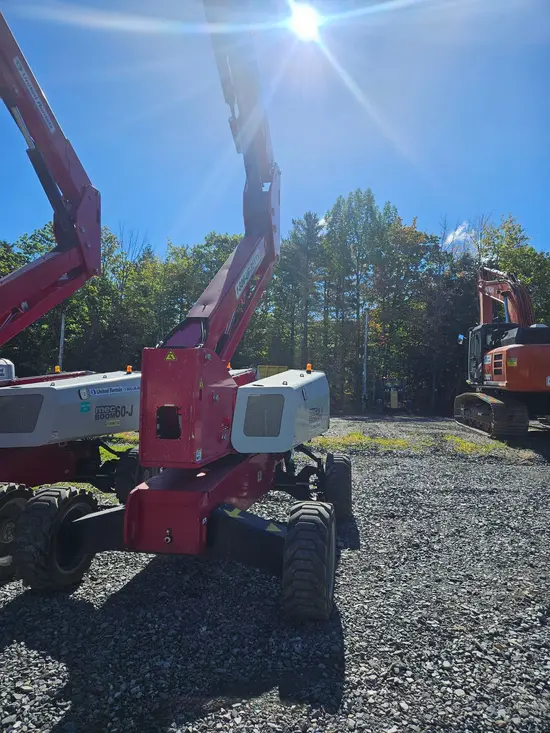 2016 MEC 60JD Boom Lift