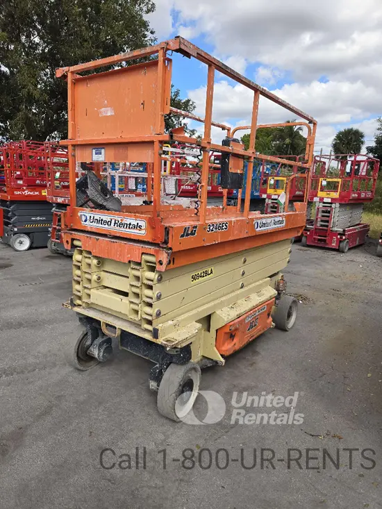 2017 JLG 3246ES Scissor Lift