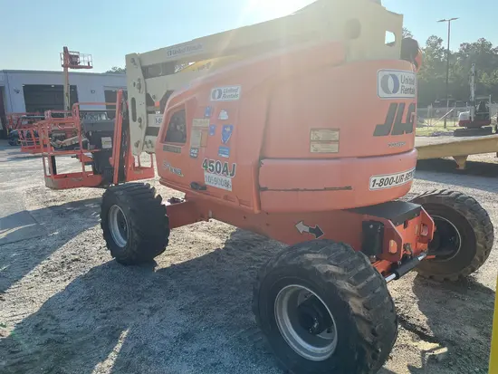 2017 JLG 450AJ Articulating Boom Lift