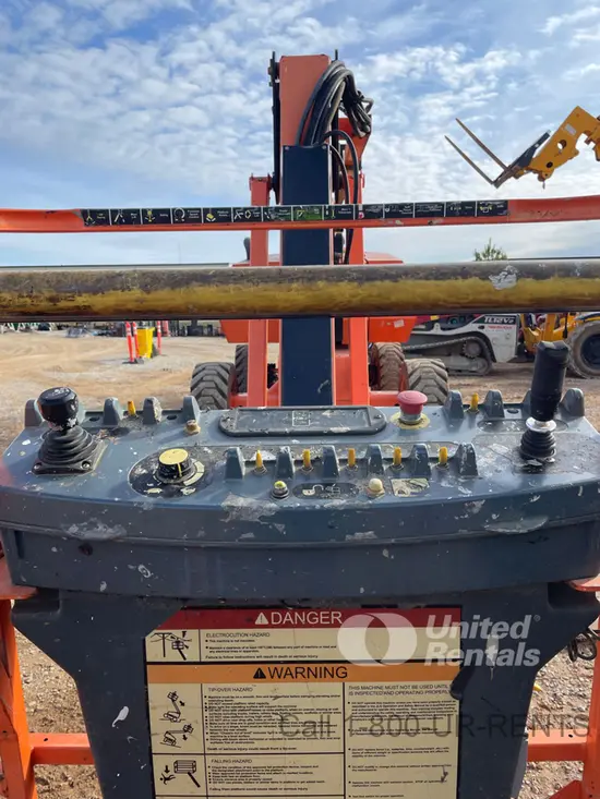 2017 JLG 800AJ Articulating Boom Lift