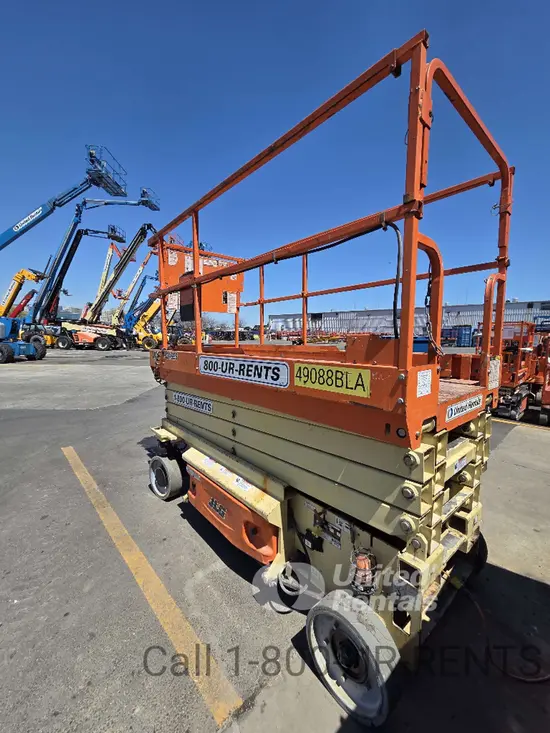 2017 JLG 3246ES Scissor Lift