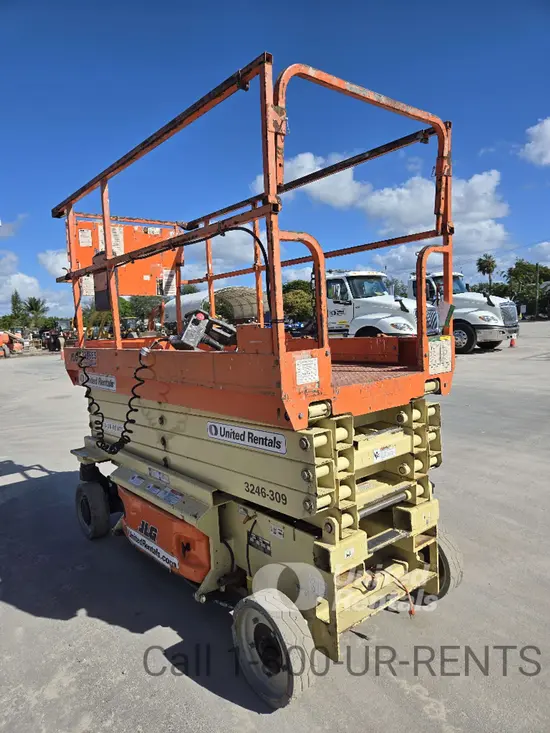 2016 JLG 3246ES Scissor Lift