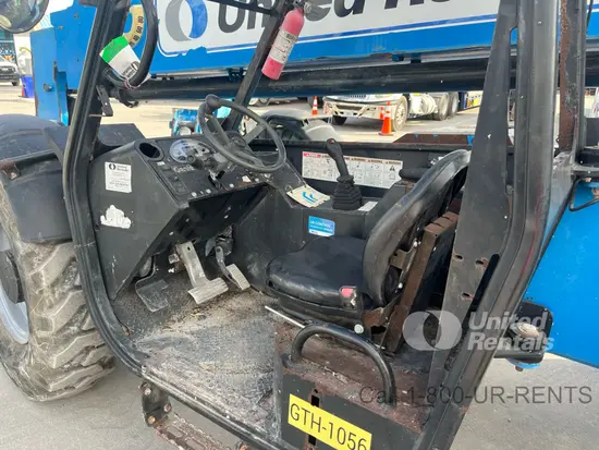 2015 Genie GTH-1056 Forklift