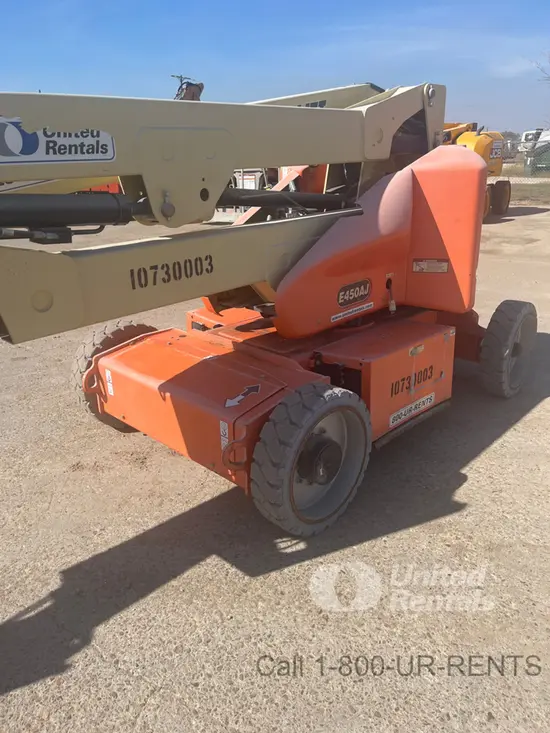 2018 JLG E450AJ Articulating Boom Lift