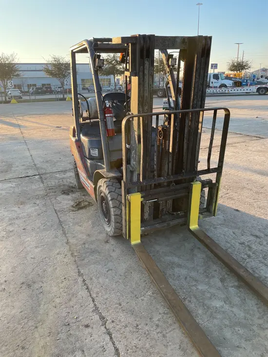 2019 Toyota 8FGU25 Warehouse Forklift