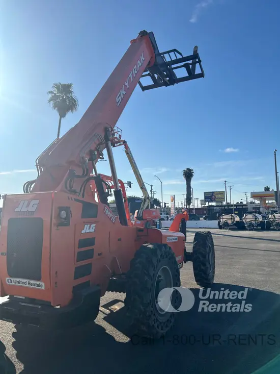2017 SKYTRAK 6036 Forklift