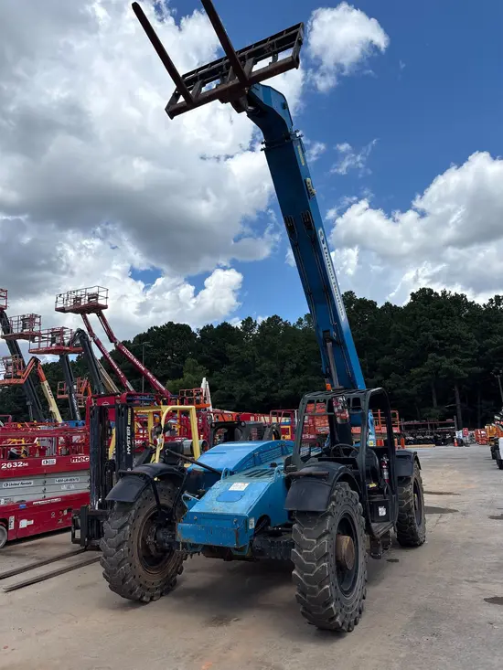 2017 Genie GTH-844 Forklift