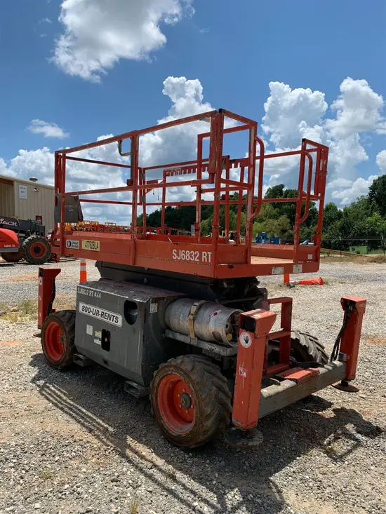 2017 Skyjack SJ6832RT Rough Terrain Scissor Lift