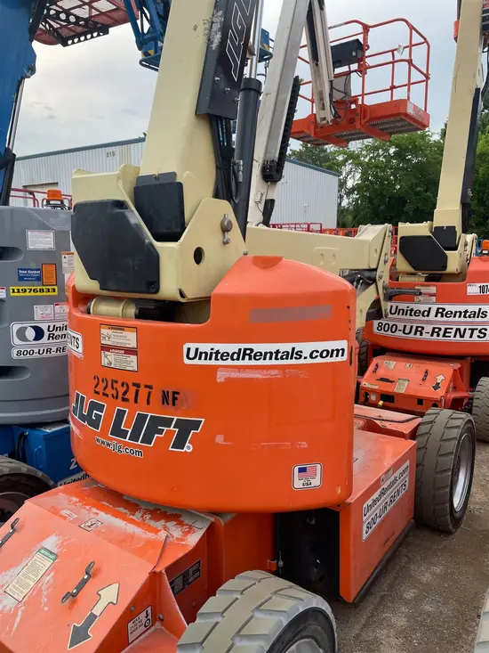 2017 JLG E450AJ Articulating Boom Lift