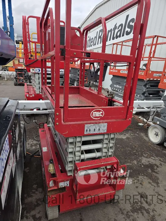 2018 MEC MICRO 19 Scissor Lift