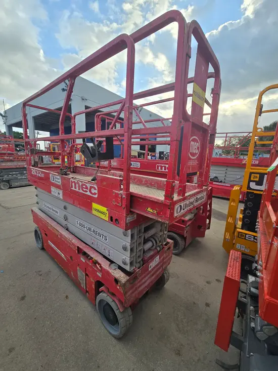 2017 MEC 2632SE Scissor Lift