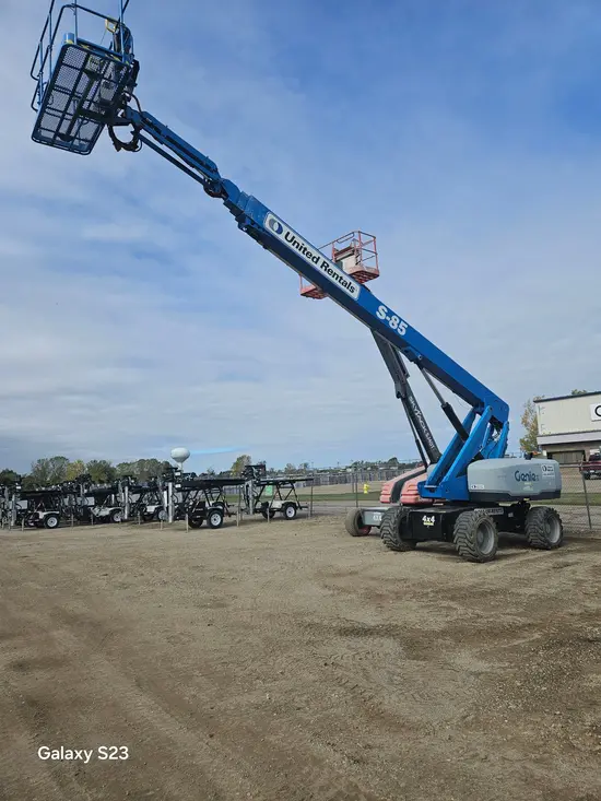 2017 Genie S-85 Boom Lift