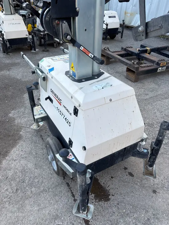 2022 Generac PLT240 Portable Light Tower