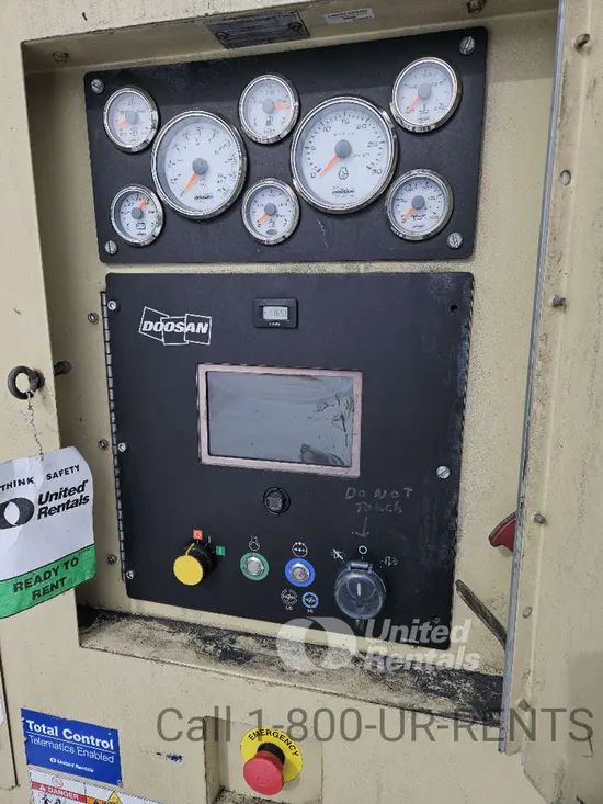 2020 Doosan XP825/HP750WCU Air Compressor