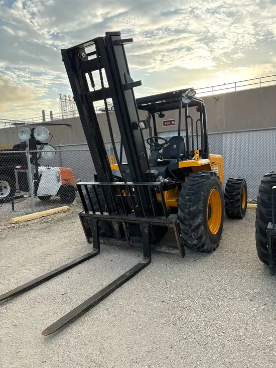 2022 JCB 940-4 Forklift