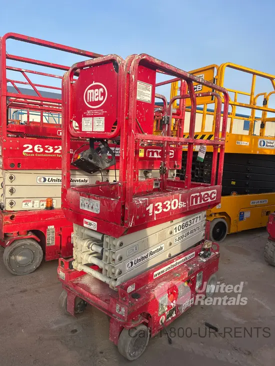 2017 MEC 1330SE Scissor Lift