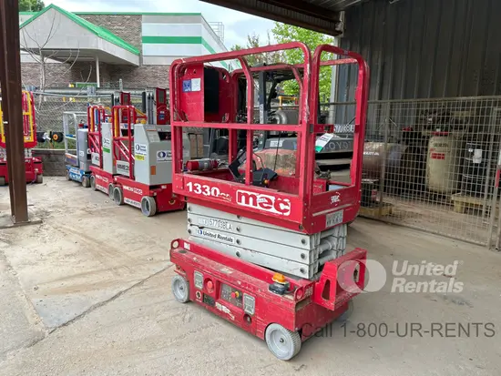 2018 MEC 1330SE Scissor Lift