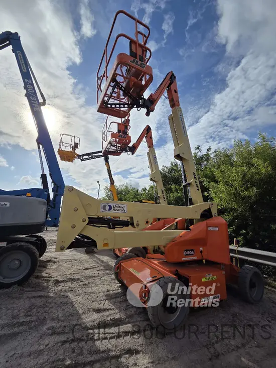 2016 JLG E450AJ Articulating Boom Lift