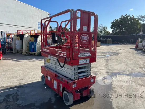 2017 MEC 1930SE Scissor Lift