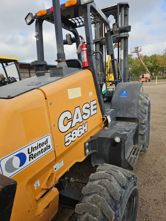 2018 Case 586H Forklift