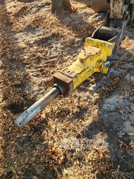 2021 Epiroc SB 452 Attachment