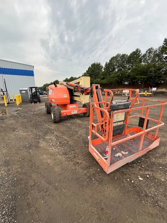 2016 JLG 450AJ Articulating Boom Lift