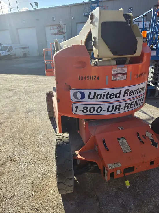 2016 JLG E450AJ Articulating Boom Lift