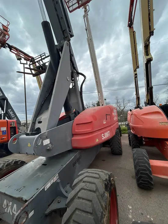 2015 Skyjack SJ86T Boom Lift